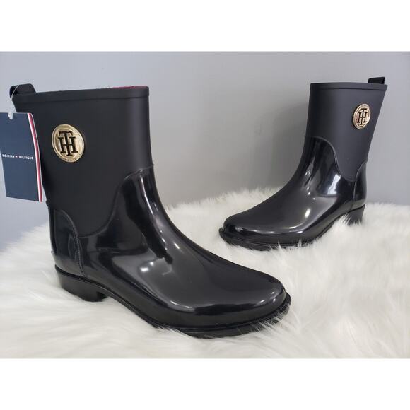 NEW SIZE 9 Tommy Hilfiger Women's‎ Kippa Rain Boot Solid Black - Picture 1 of 6